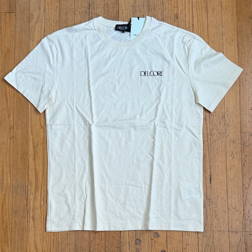 DelCore Italian Cotton Short Sleeve Men's Tee w/Mushroom Graphic on reverse